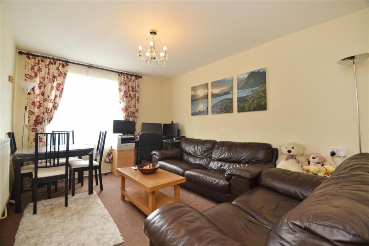 Lovely One-Bed Apartment To Rent In Londres Exterior foto